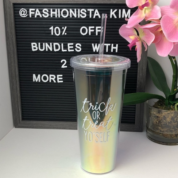 👻🎃 New Trick or Treat Yo’self halloween cup - Picture 6 of 6